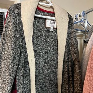 Roots cabin cardigan